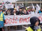 Marsz KOD w Gdańsku: "Dość dyktatury, więcej kultury”, ”Jarosław, Polskę zostaw”