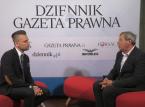 Turyści w końcu zatkają kurorty. Przed parawaningiem nie ma ucieczki, ale gminy kombinują jak mogą