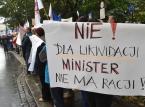W 17 miastach protestowano przeciw reformie oświaty