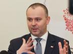 Mucha: Zarabiam niecałe 8 tys. zł netto, to godziwe dochody